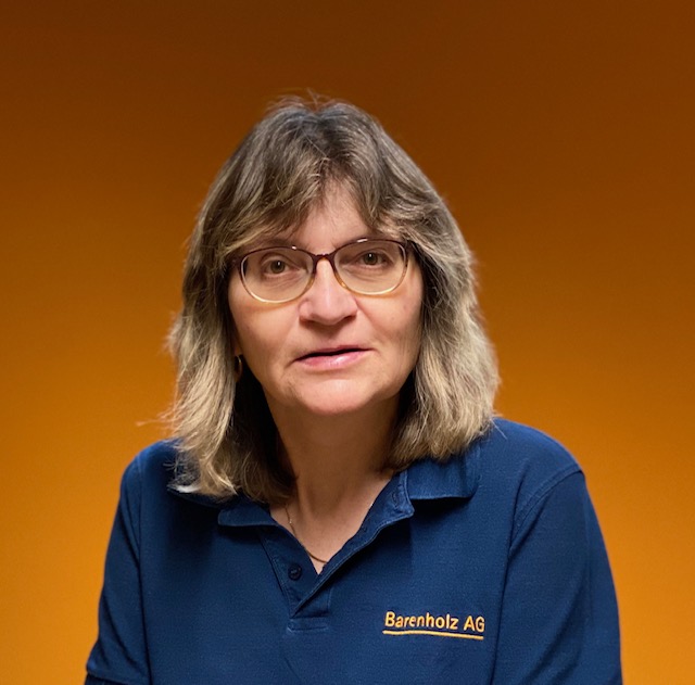 Conny Messmer, Sekretärin von Barenholz AG